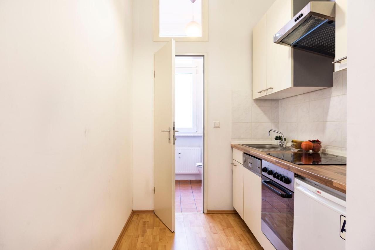 Cosy 2 Bedroom Apartment For 8 In Berlin Neukolln Exterior foto